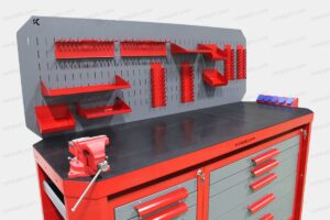 слесарный верстак с резиновой столешницей